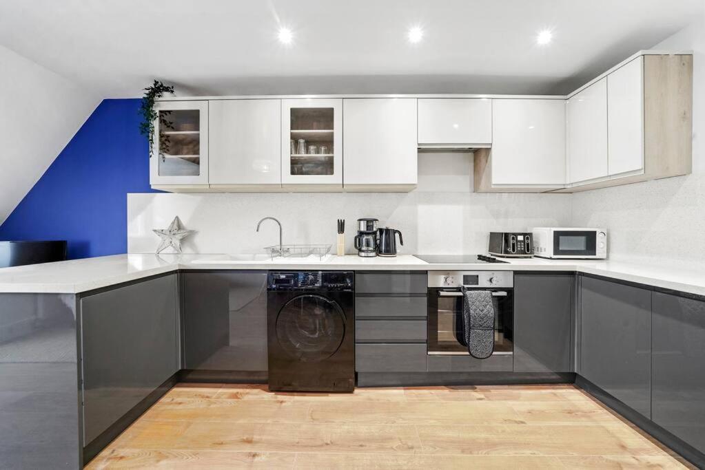 The Chaucer Suite - Exceptionally Stylish - Sleeps 4 Canterbury Exterior foto